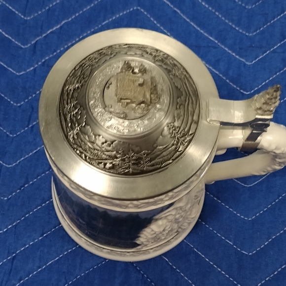 New Thomas Kinkade collectible beer stein - Picture 4 of 9